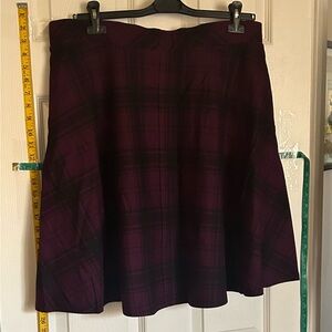 Torrid Aline high waist Ponte skirt. Purple plaid. Torrid size 2 (2X, 18-20).